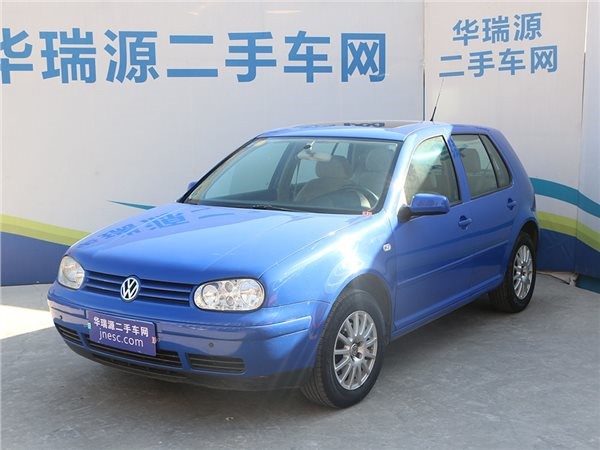 大众 高尔夫 2005款  自动挡舒适性超强的一款汽车