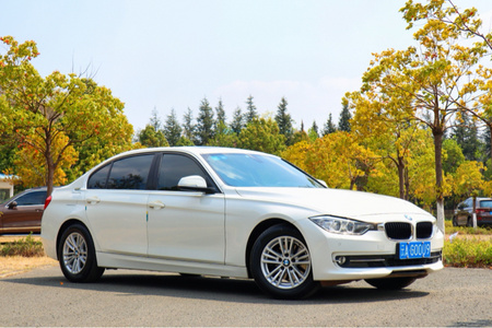临沧二手宝马3系 2014款 320Li 2.0T 手自一体 时尚型